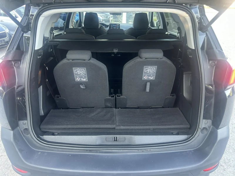 Peugeot 5008 1.5 HDI 130 * EAT 8 * 6+ 1 * VIRTUAL * NAVI * , снимка 13 - Автомобили и джипове - 50812082