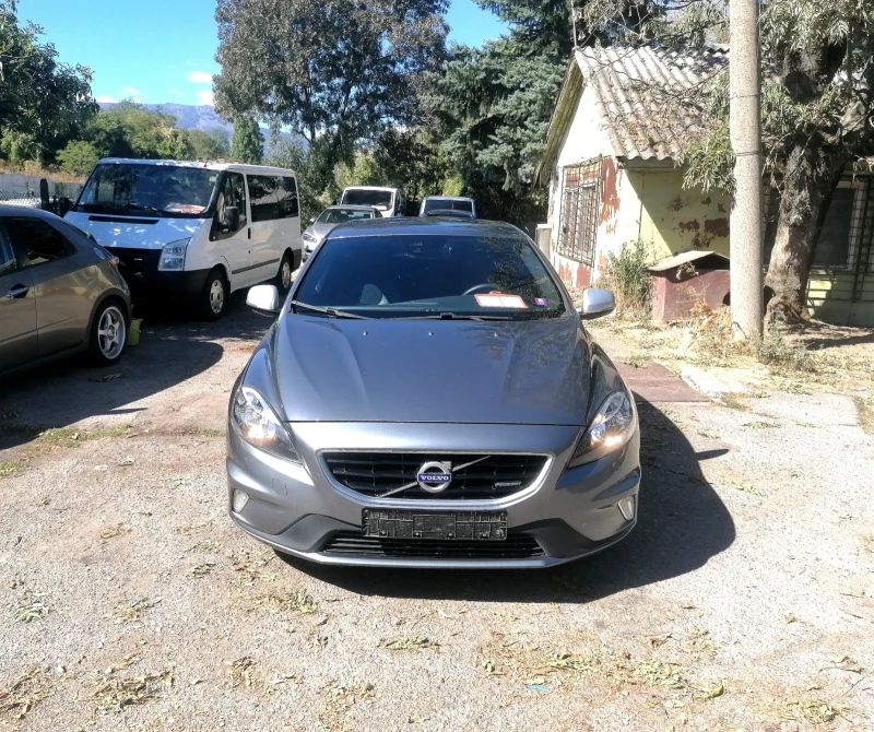 Volvo V40 2.0 diesel 190 h.p. RDesign, снимка 2 - Автомобили и джипове - 51756185