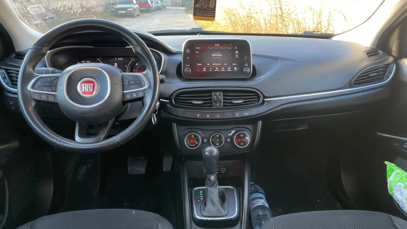 Fiat Tipo 1.6 M-JET Автоматик, снимка 5 - Автомобили и джипове - 51858137