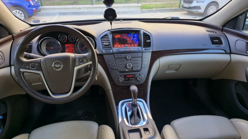 Opel Insignia, снимка 8 - Автомобили и джипове - 52830305