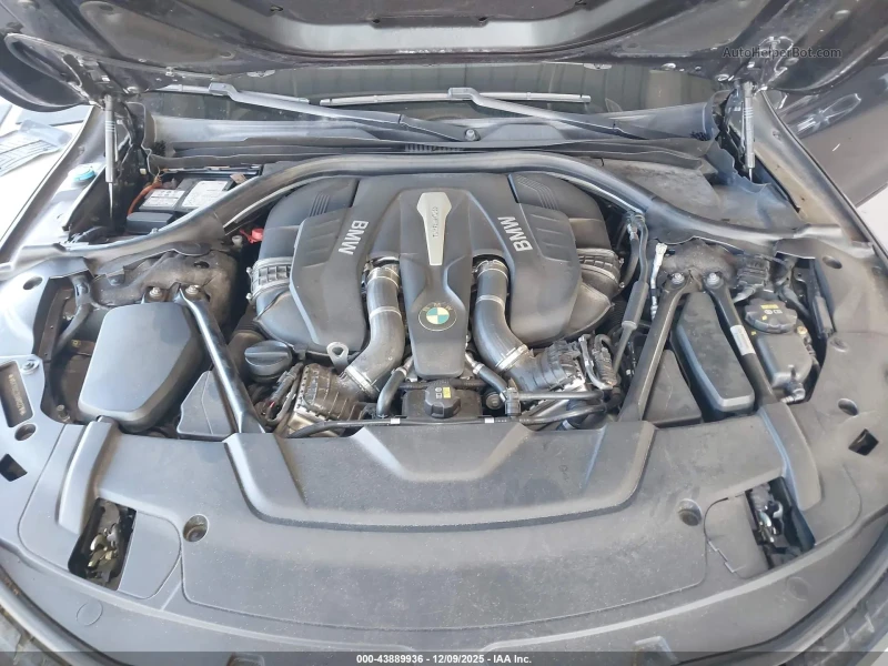 BMW 750 КРАЙНА ЦЕНА ДО БГ!!!, снимка 15 - Автомобили и джипове - 53126642