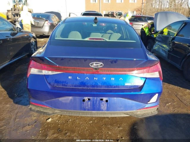 Hyundai Elantra HYBRID BLUE - изображение 9