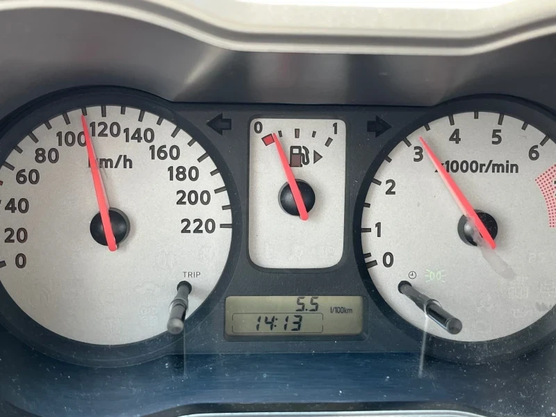 Nissan Note Exclusive, снимка 5 - Автомобили и джипове - 55659696