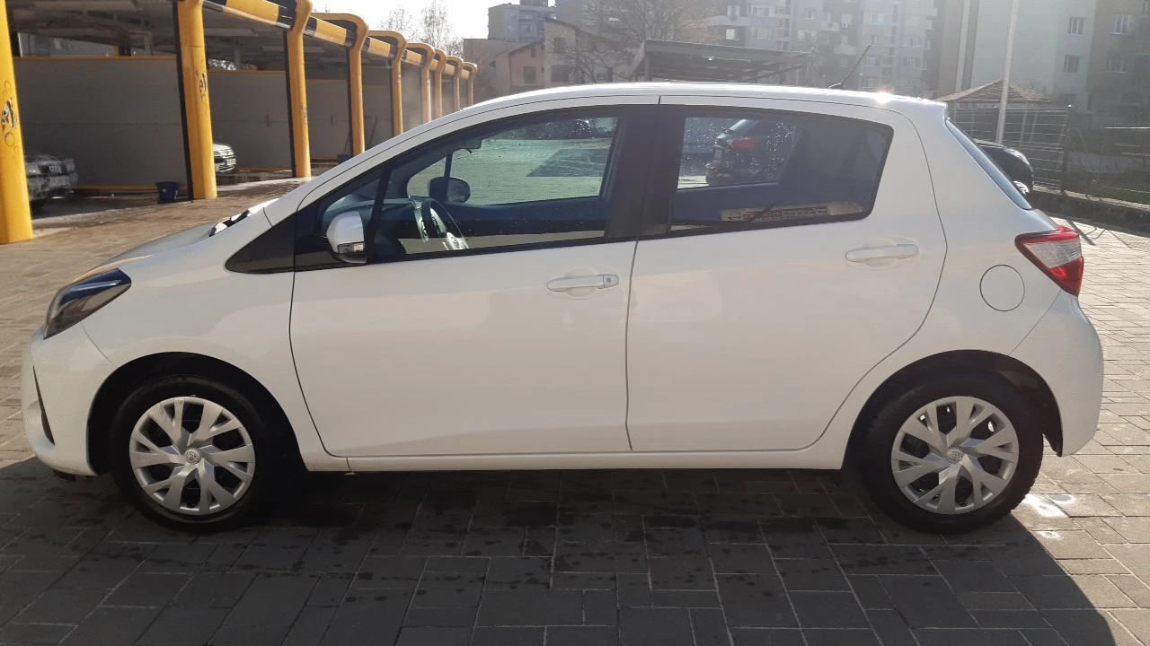 Toyota Yaris 1.5 - изображение 8