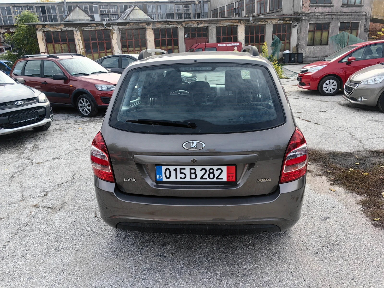 Lada Kalina 1.6 Бензин 98 кс, Климатик, Евро 6 , Комби  - изображение 5