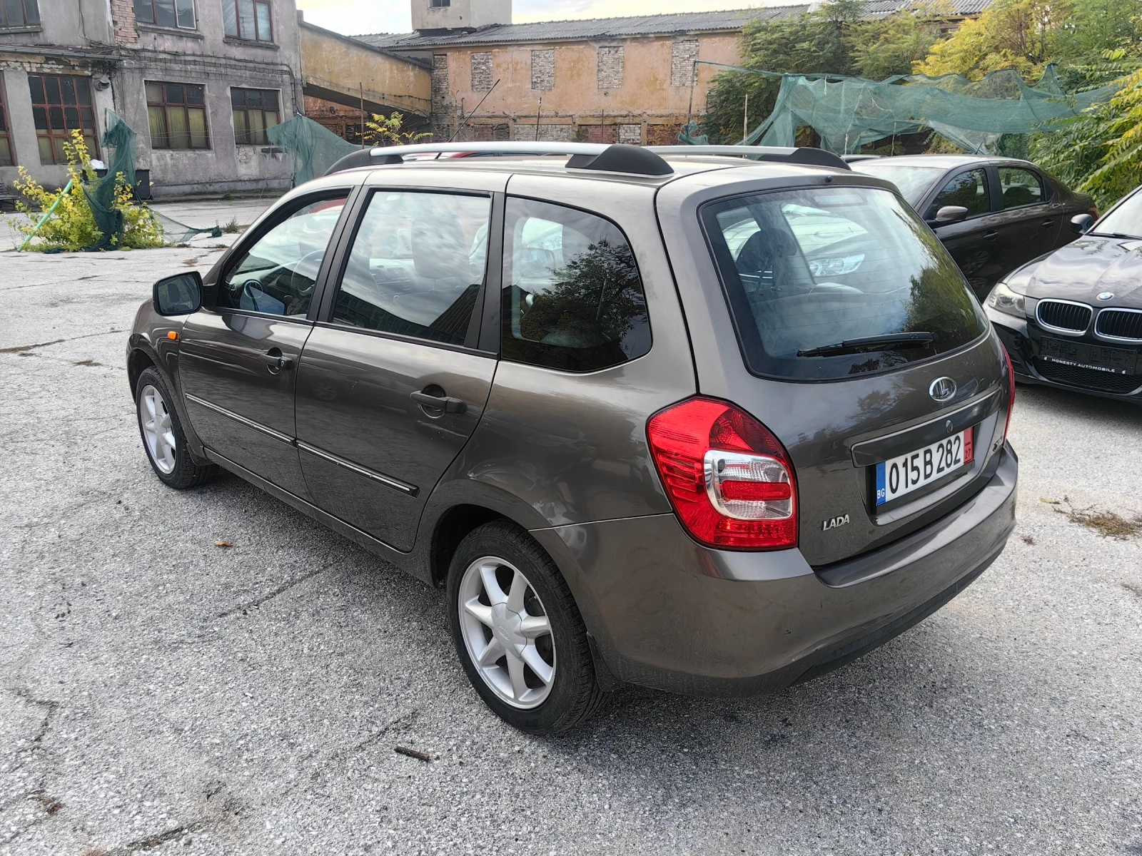 Lada Kalina 1.6 Бензин 98 кс, Климатик, Евро 6 , Комби  - изображение 4