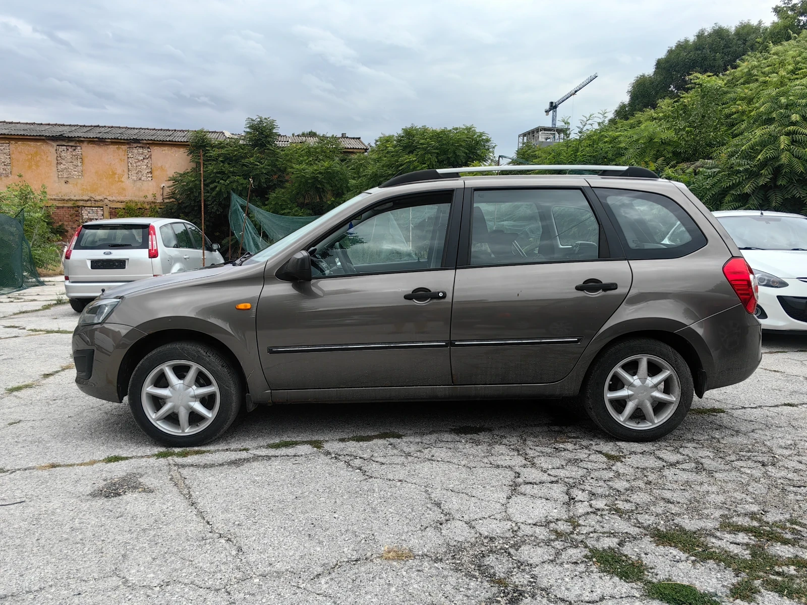 Lada Kalina 1.6 Бензин 98 кс, Климатик, Евро 6 , Комби  - изображение 7