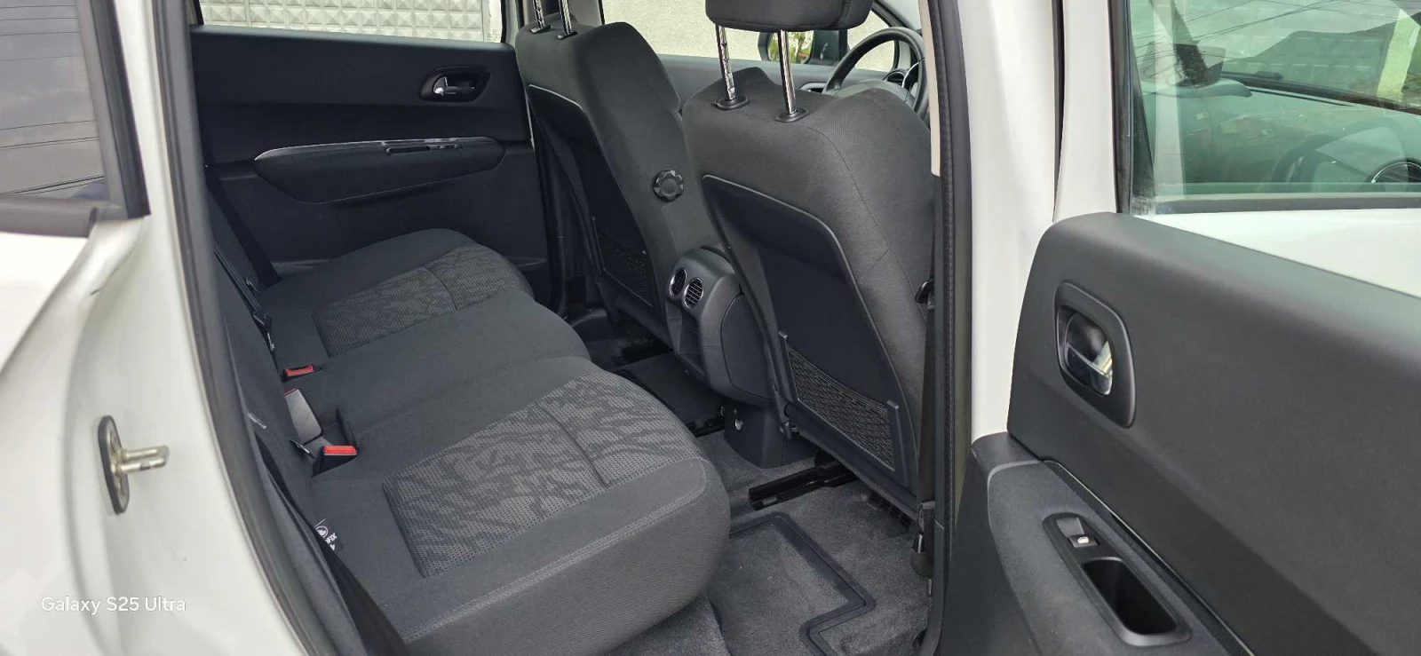 Peugeot 3008 1.6HDI $6 скорости$Navi$парктроник$ - изображение 10