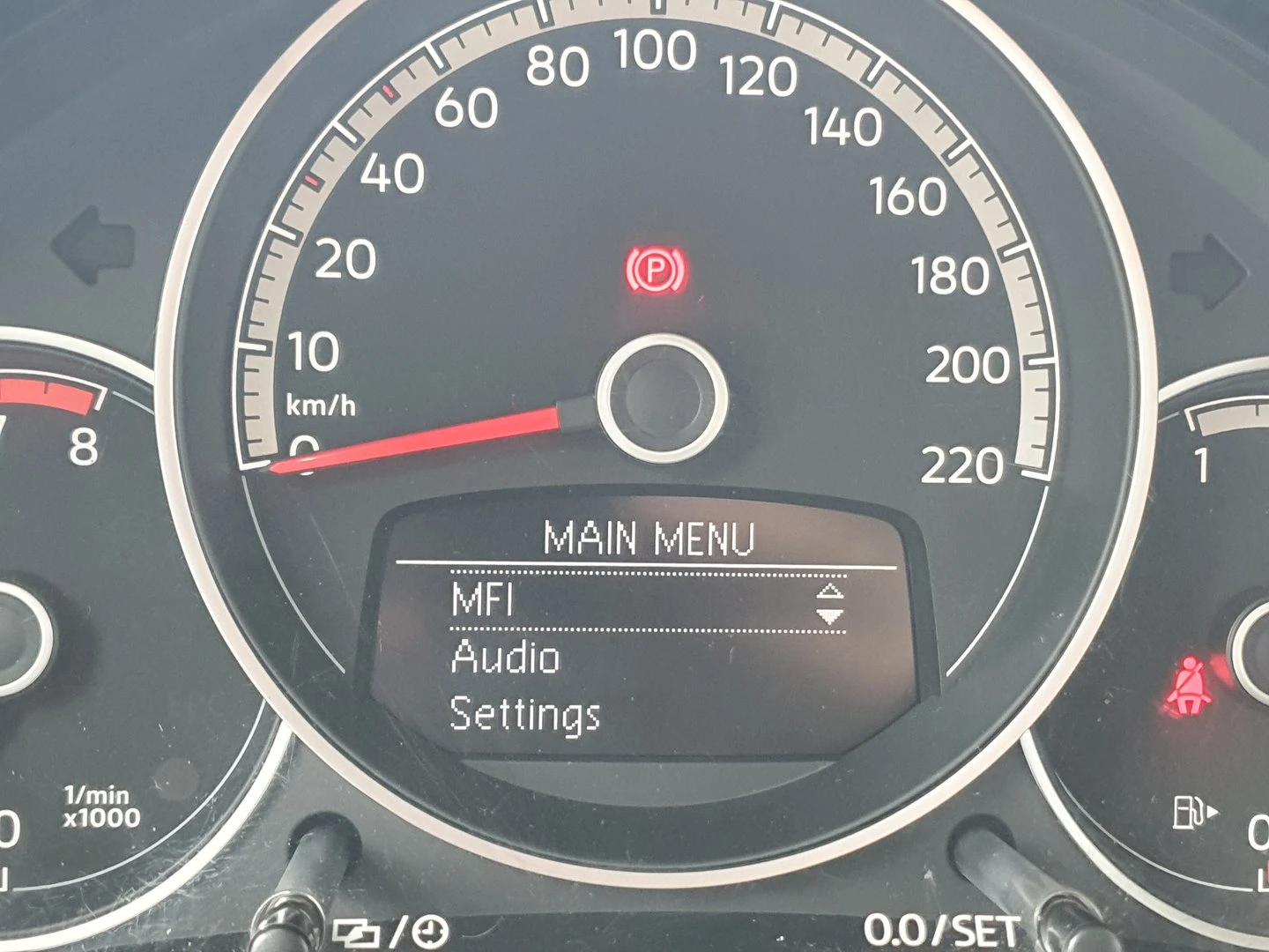 VW Up VW move up! 1.0 EcoFuel BMT - изображение 9