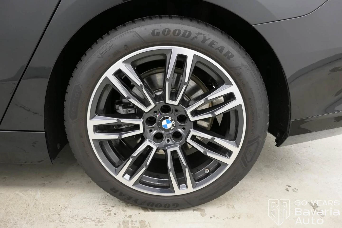 BMW 520 i M Sport Paket Steptronic | Mobile.bg   12