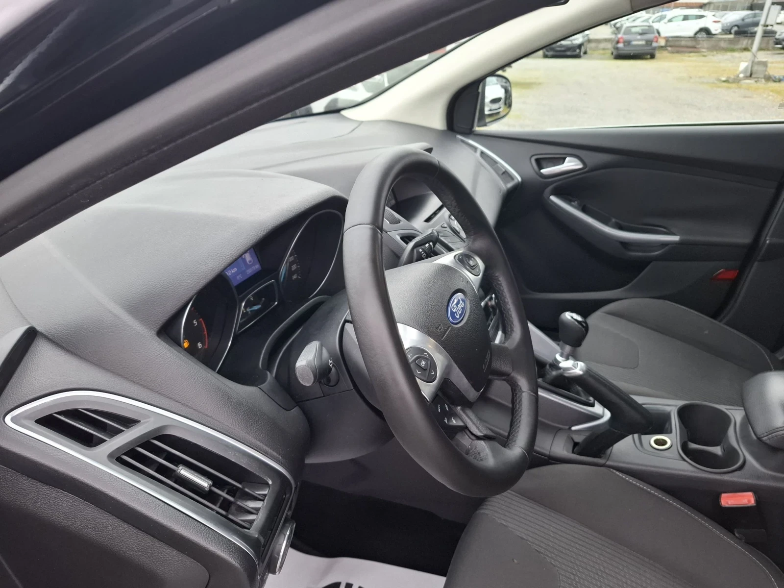 Ford Focus 1, 6 TDCI-115ps.-Titanium-Navi-Keyless, снимка 7 - Автомобили и джипове - 54037908