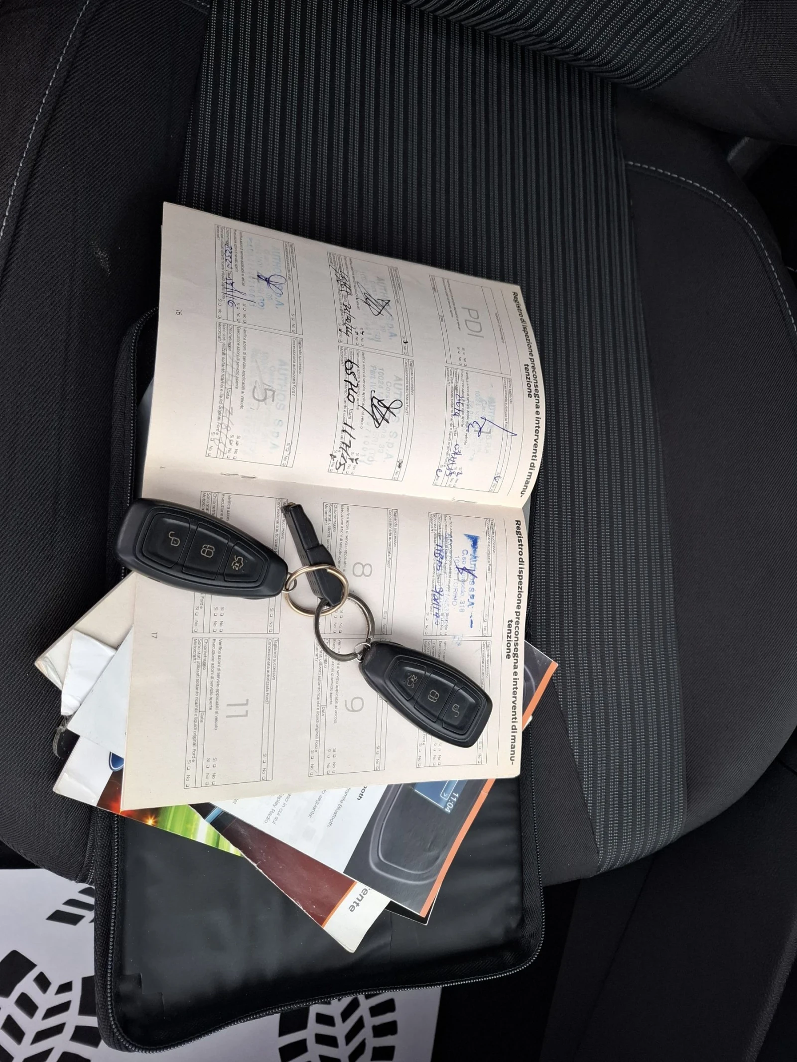 Ford Focus 1, 6 TDCI-115ps.-Titanium-Navi-Keyless, снимка 14 - Автомобили и джипове - 54037908