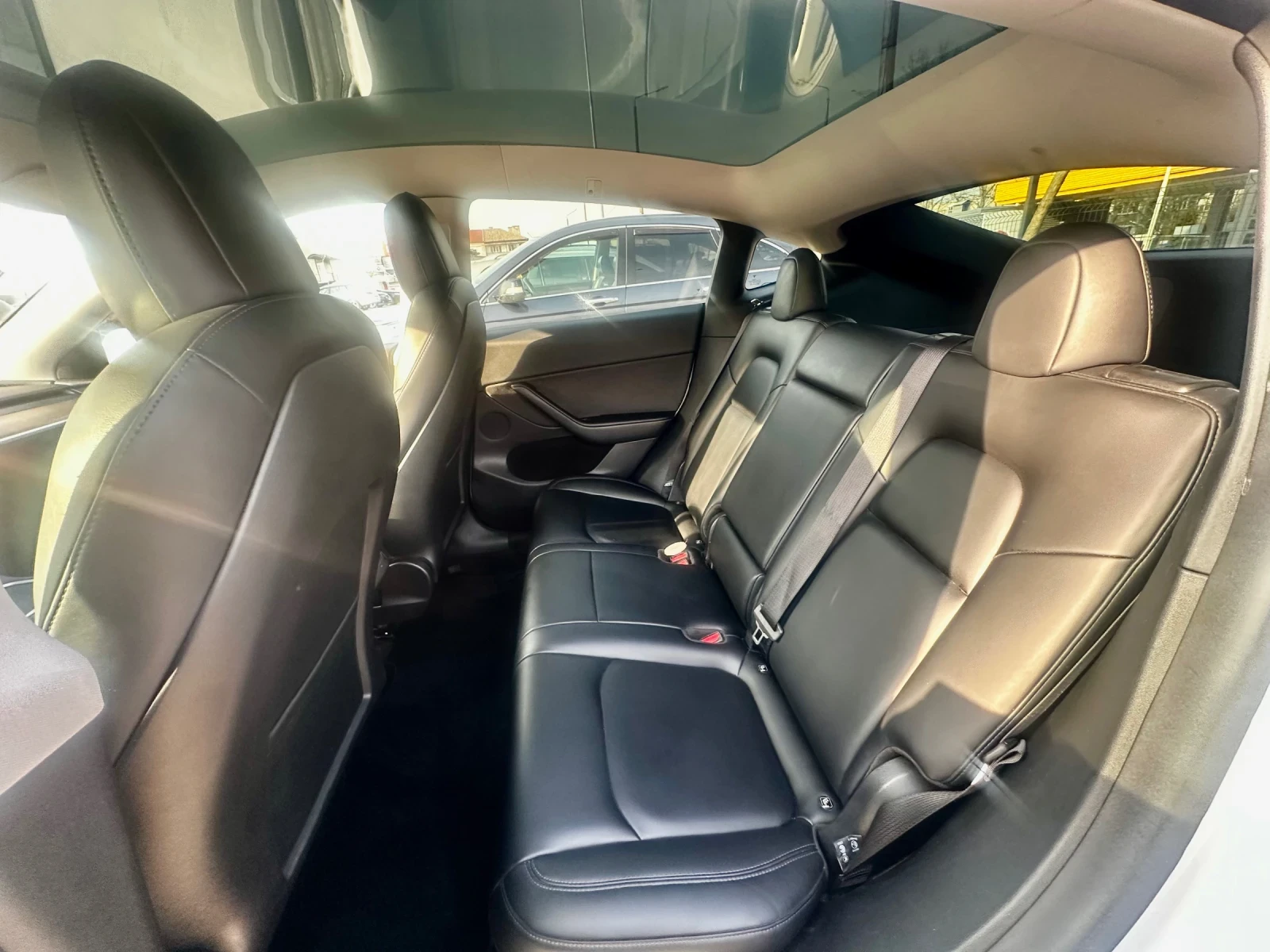 Tesla Model Y 4x4, снимка 14 - Автомобили и джипове - 54173048