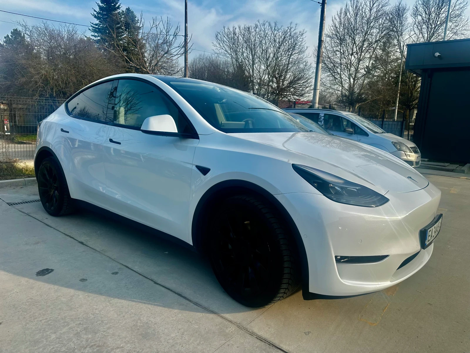 Tesla Model Y 4x4, снимка 5 - Автомобили и джипове - 54173048
