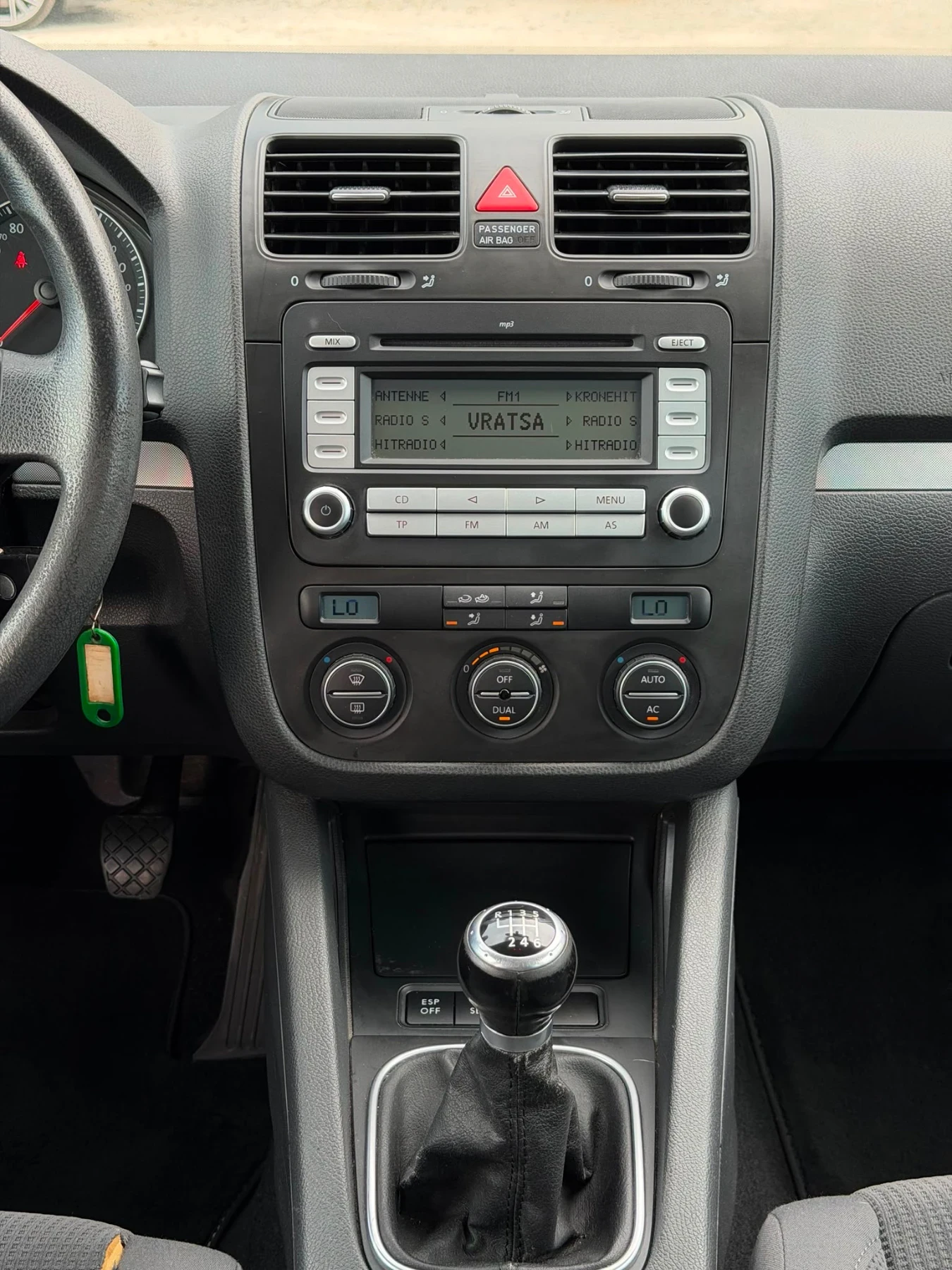 VW Golf 1.9TDI 4motion * Ксенон* , снимка 14 - Автомобили и джипове - 54869625