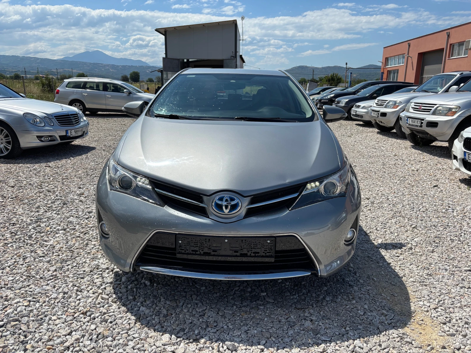Toyota Auris, снимка 3 - Автомобили и джипове - 54982819