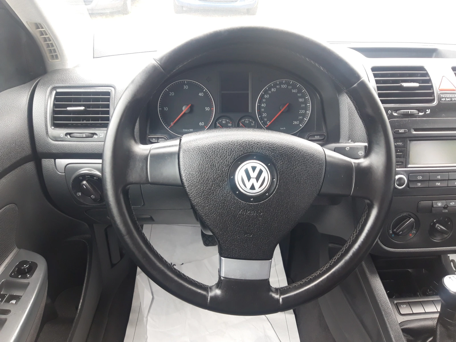 VW Jetta 1.9TDI* 105 К.с* ОТЛИЧНА* , снимка 9 - Автомобили и джипове - 55178864
