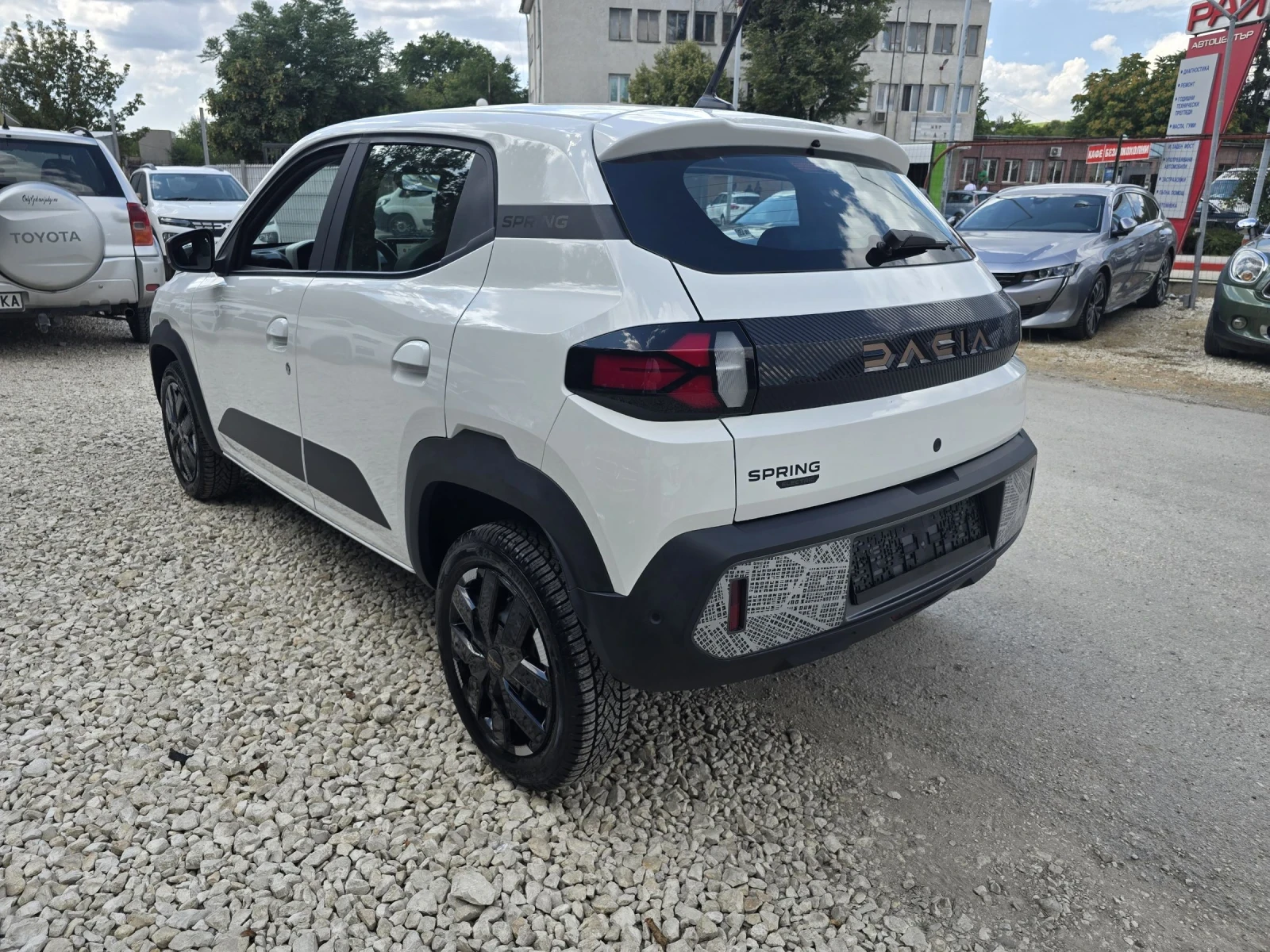 Dacia Spring Extreme 65 Германия Гаранция Лизинг 4000км, снимка 3 - Автомобили и джипове - 55394923