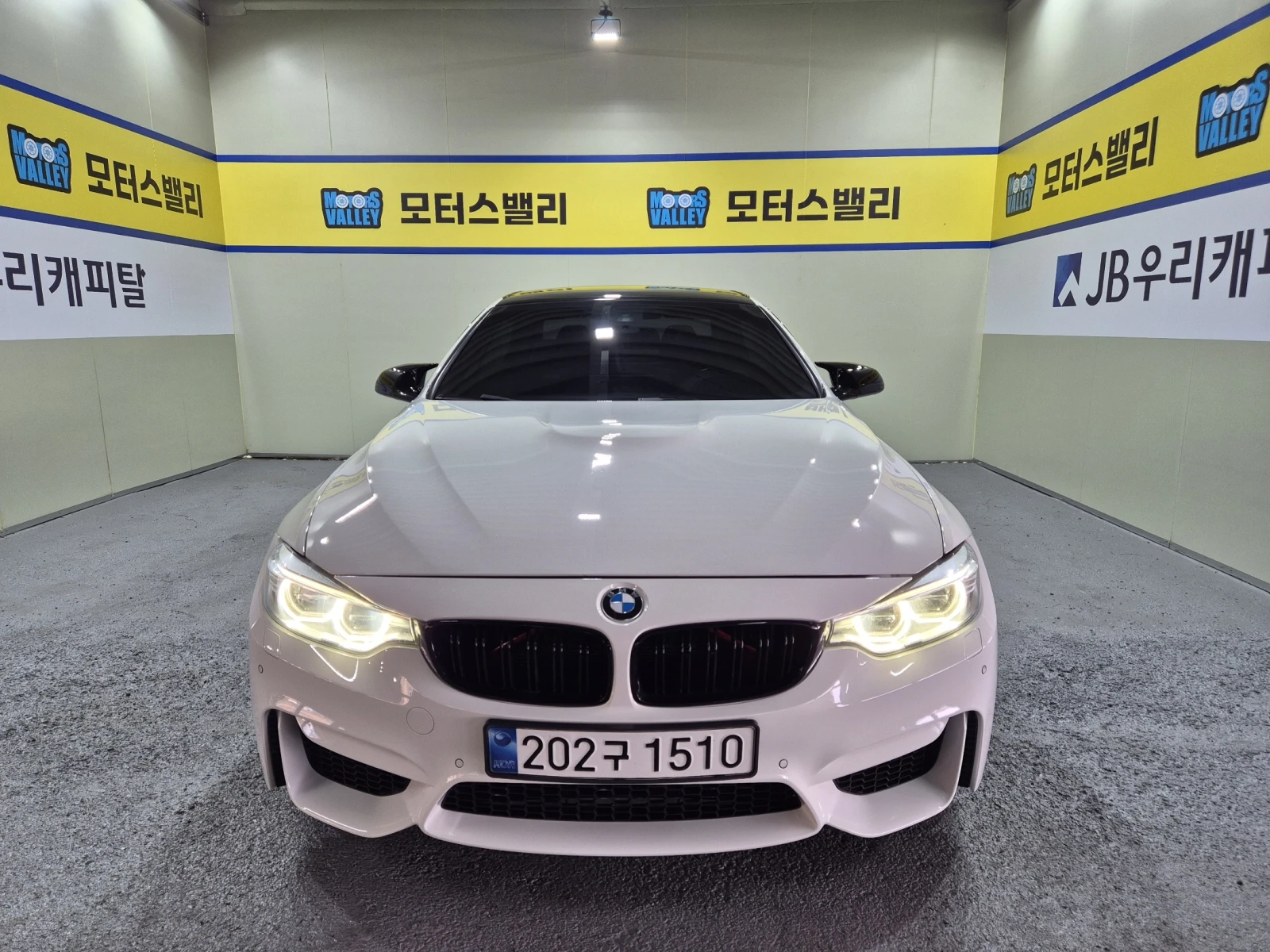 BMW M4 Performance Silence Edition* 