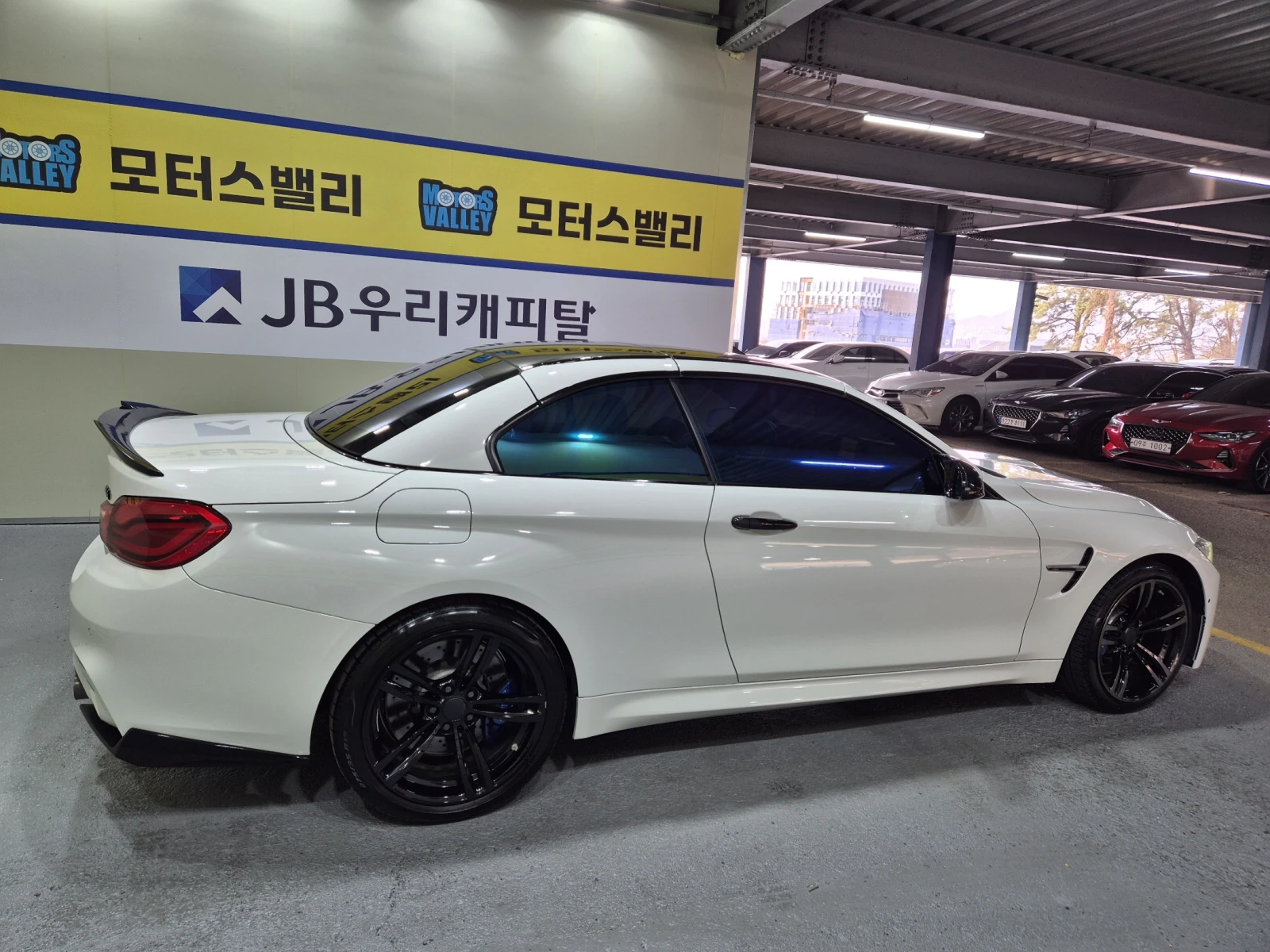 BMW M4 Performance Silence Edition* , снимка 8 - Автомобили и джипове - 55395884