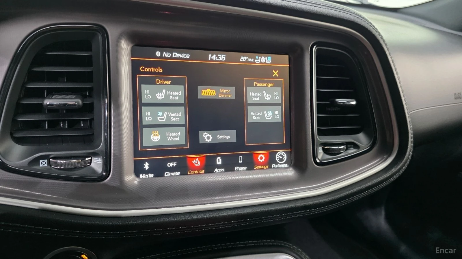 Dodge Challenger R/T Scat Pack 6.4, снимка 13 - Автомобили и джипове - 55503023
