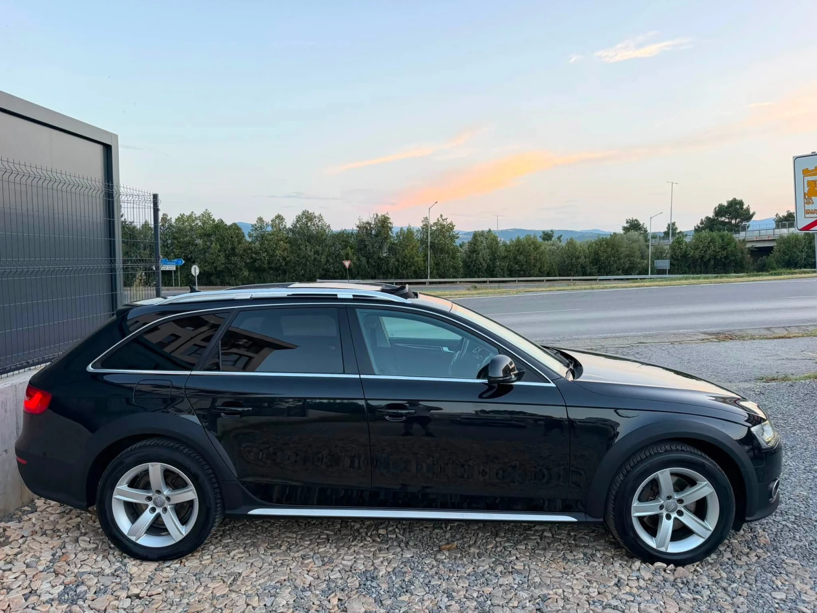 Audi A4 Allroad 3.0TDI/245/Quattro/S-Tronic/FULL/FULL, снимка 4 - Автомобили и джипове - 55817489