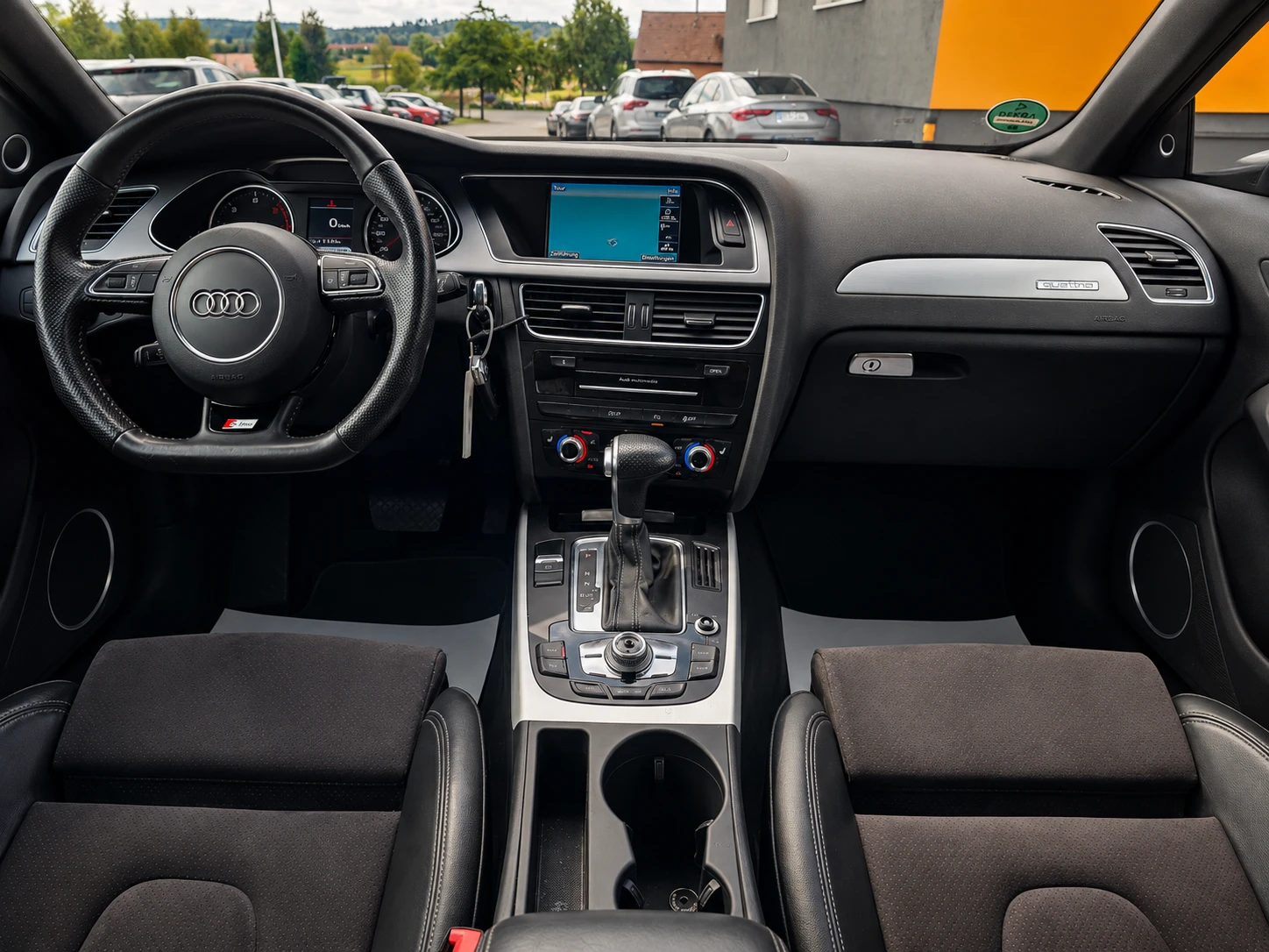 Audi A4 S line Sportpaket quattro, снимка 11 - Автомобили и джипове - 55884349