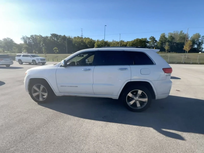 Jeep Grand cherokee OVERLAND, снимка 3 - Автомобили и джипове - 47218746