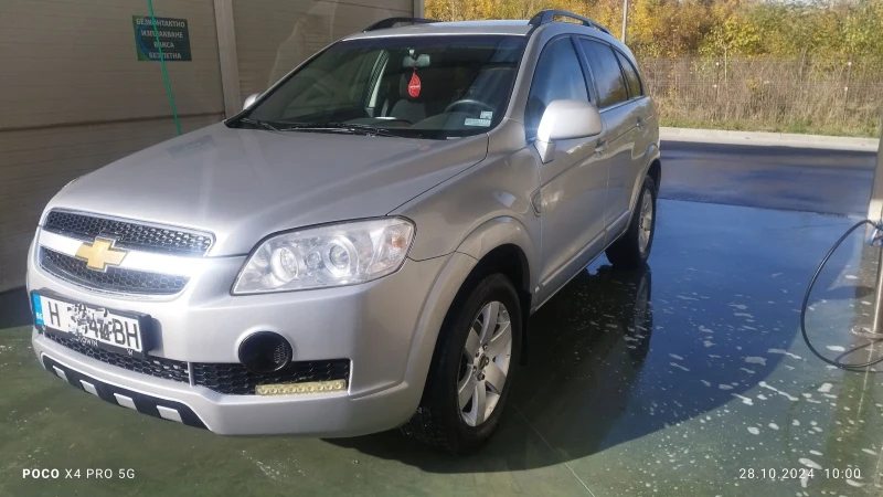 Chevrolet Captiva 2.4, снимка 3 - Автомобили и джипове - 47744197