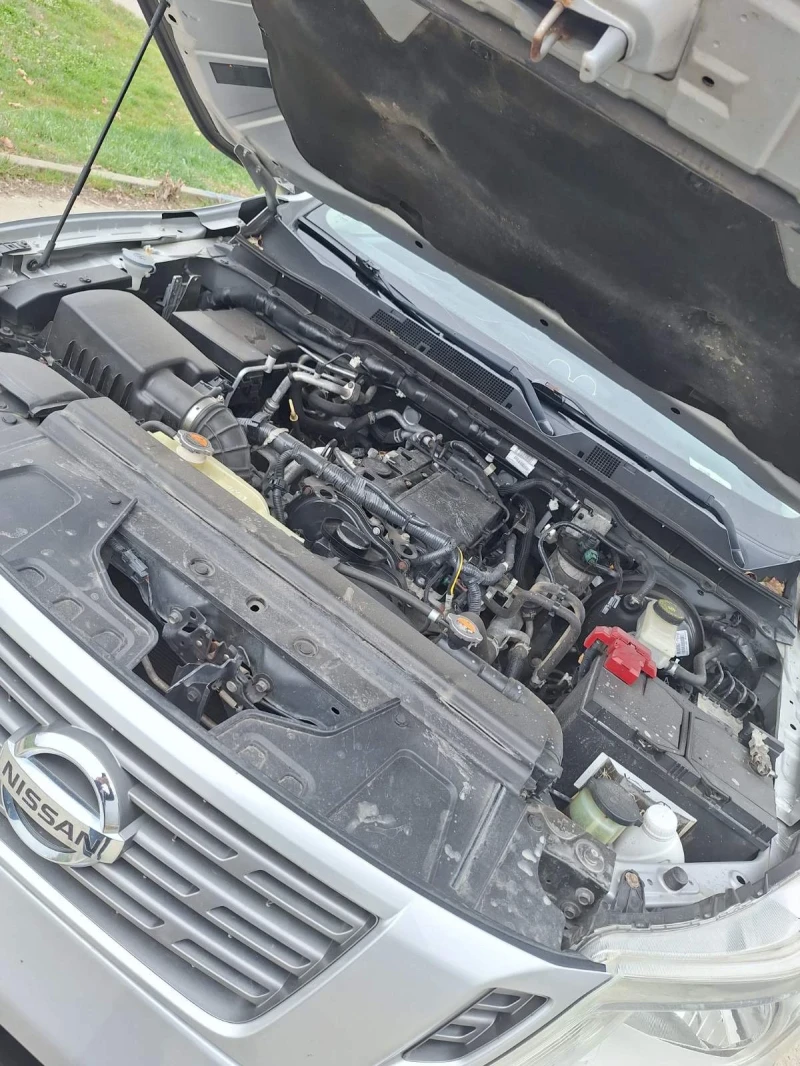 Nissan Navara 2.3, снимка 10 - Автомобили и джипове - 51940418