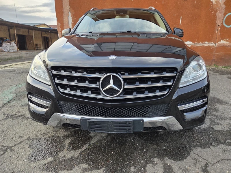 Mercedes-Benz ML 250 Disel Bluetec, снимка 4 - Автомобили и джипове - 53038014