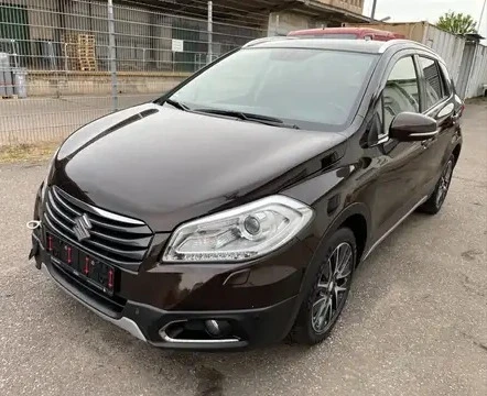 Suzuki SX4 S-Cross 1.6DDiS  navi limited, снимка 1 - Автомобили и джипове - 43133055