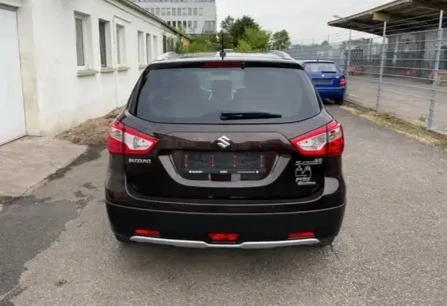 Suzuki SX4 S-Cross 1.6DDiS  navi limited, снимка 3 - Автомобили и джипове - 43133055