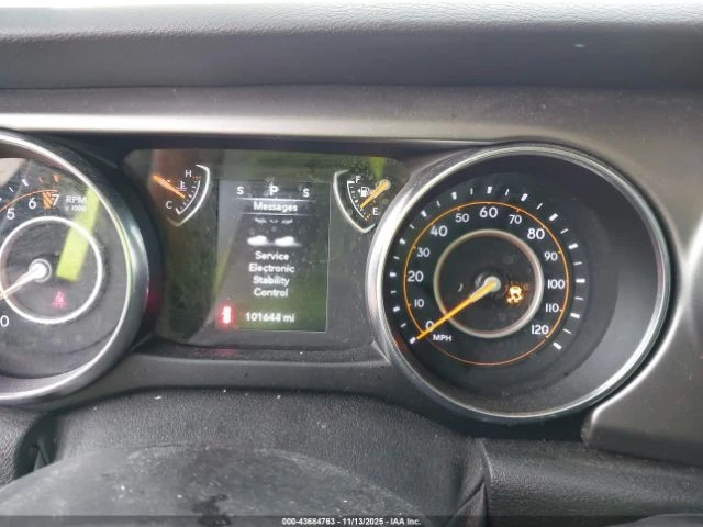 Jeep Wrangler UNLIMITED WILLYS 4X4* Видео на мотор* KARFAX - изображение 7