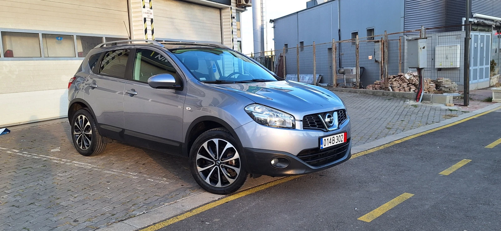 Nissan Qashqai 2.0 Automat Panorama 4x4 Navi Kamera, снимка 1