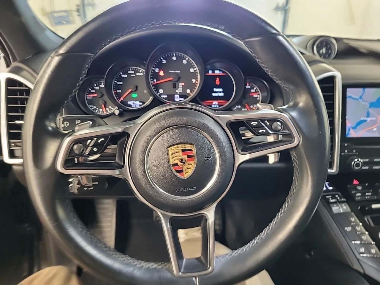 Porsche Cayenne * CARFAX * АВТО КРЕДИТ * ЦЕНА ДО БГ! - изображение 9