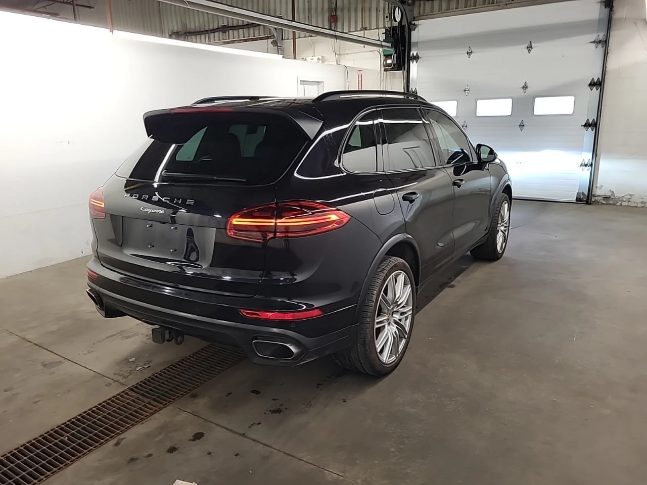 Porsche Cayenne * CARFAX * АВТО КРЕДИТ * ЦЕНА ДО БГ! - изображение 4