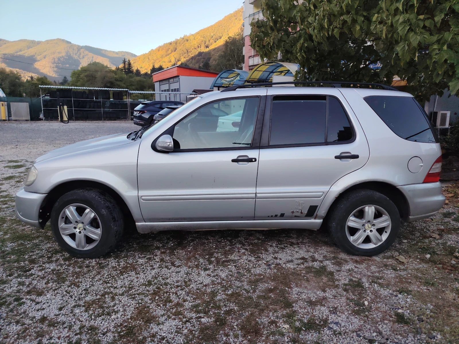 Mercedes-Benz ML 270 2.7 - изображение 2