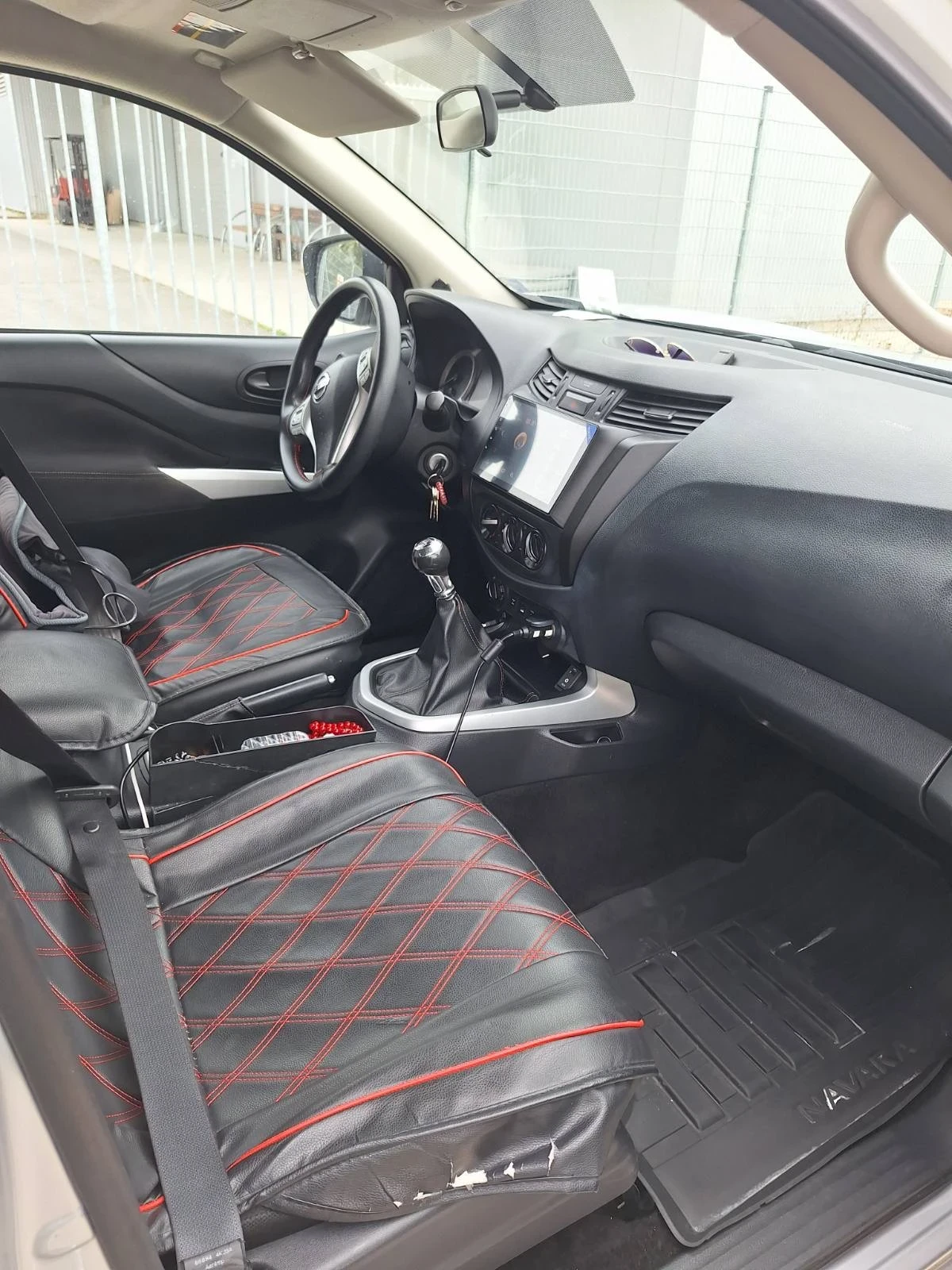 Nissan Navara 2.3 - изображение 6