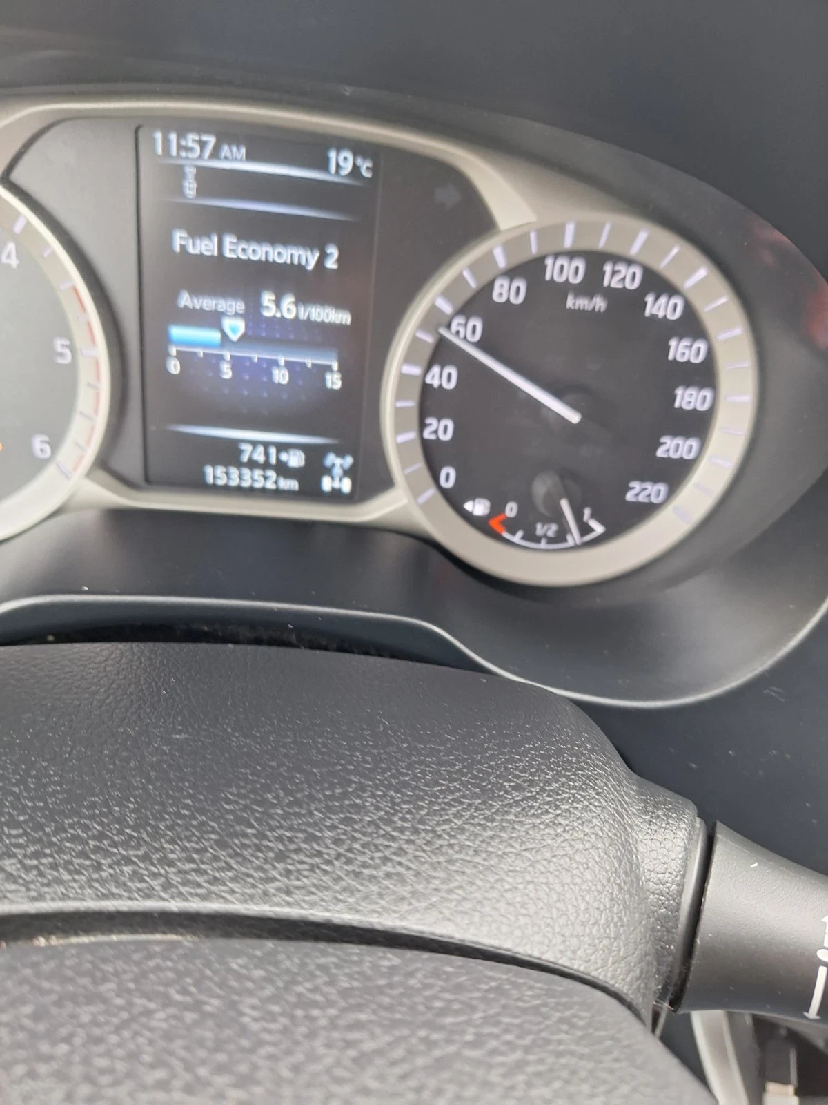 Nissan Navara 2.3 - изображение 9