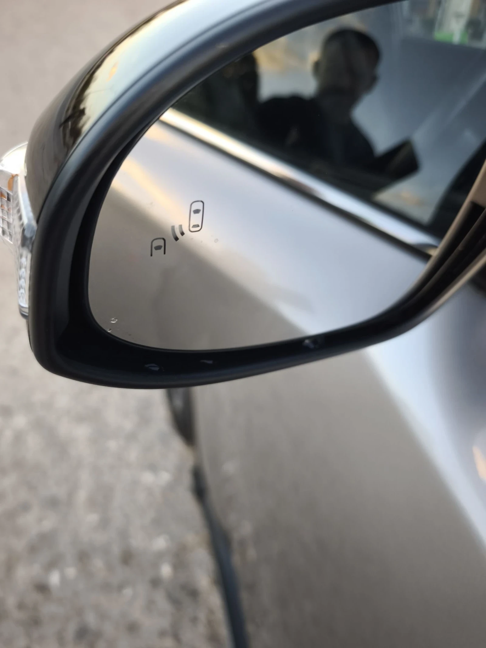 Toyota C-HR 1.8HYBRID FIRST EDITION FULL SERVICE IN TOYOTA  | Mobile.bg   14