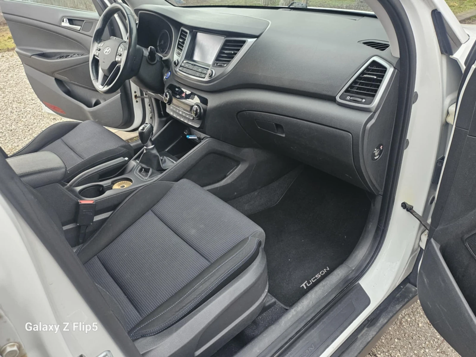 Hyundai Tucson 1.7CRDI * Xpossible * FULL LED* ������� ������*  | Mobile.bg � ����������� 10