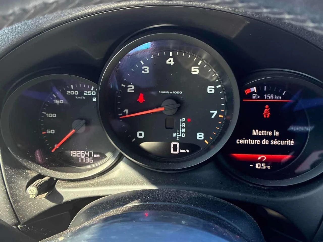 Porsche Macan AWD/CARFAX/PANO/ПРЕДСТАВИТЕЛСТВО НА PORSCHE, снимка 8 - Автомобили и джипове - 53891407