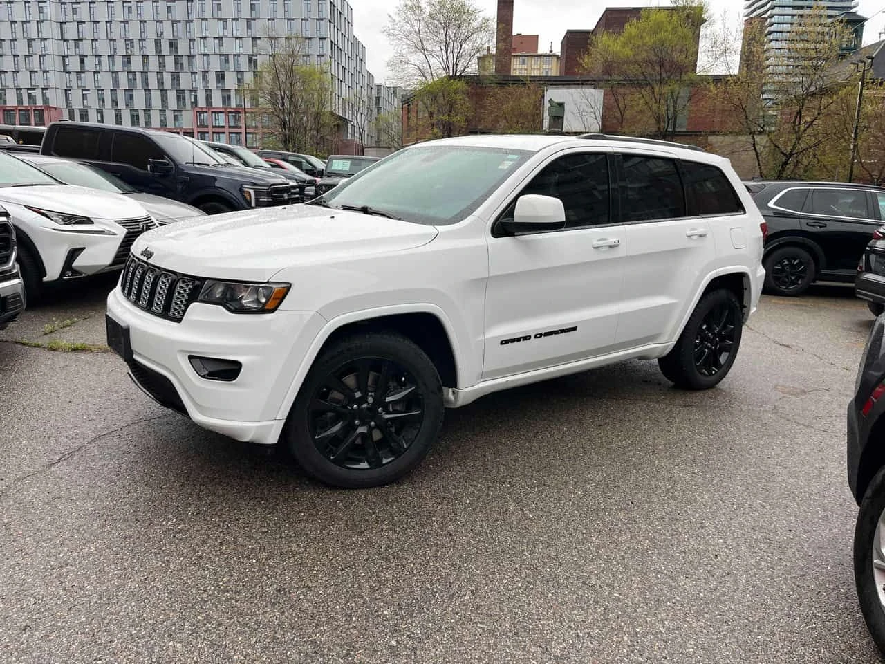Jeep Grand cherokee | Altitude | ПОДГРЕВ | CARFAX | , снимка 2 - Автомобили и джипове - 54454741