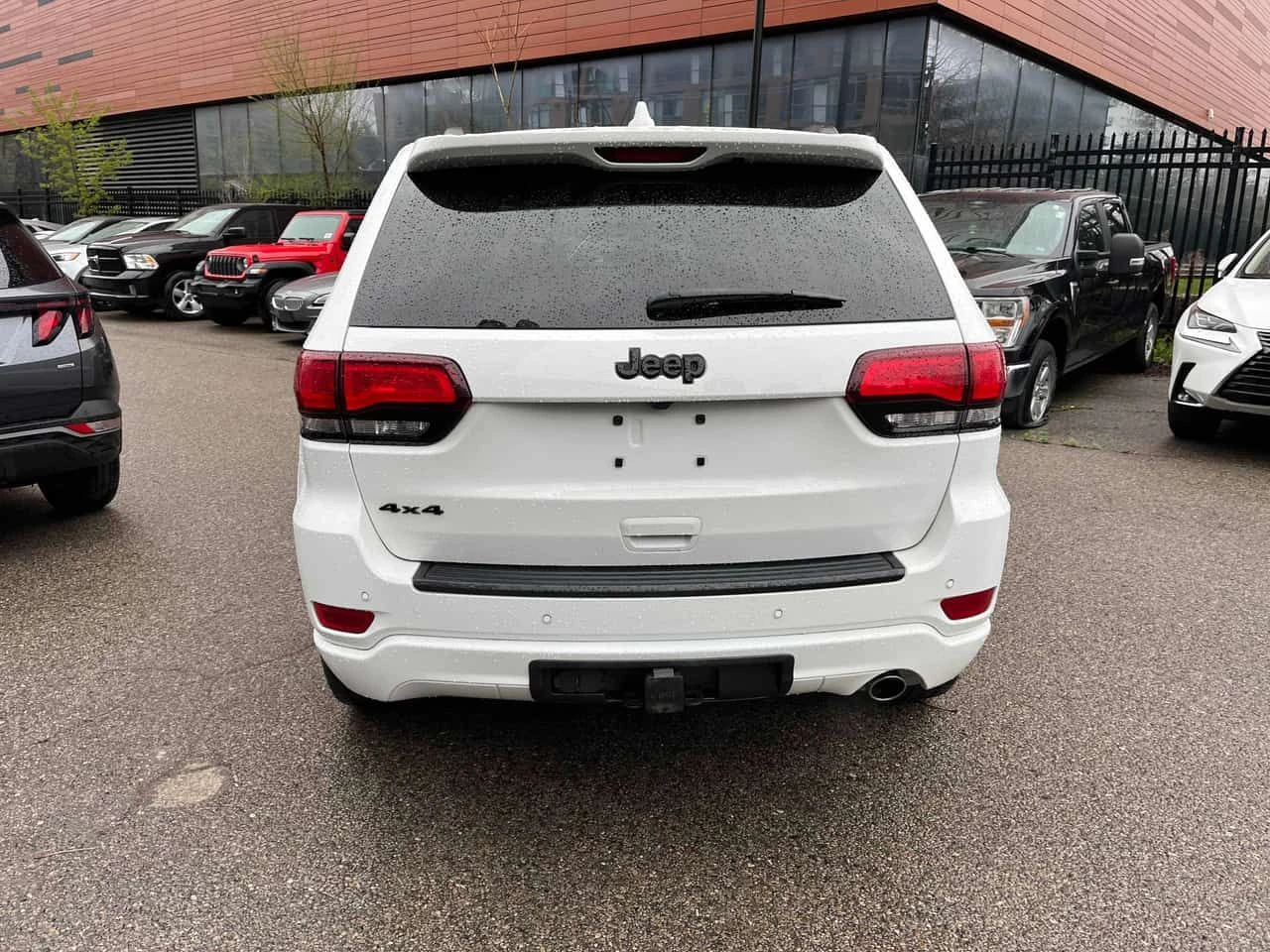 Jeep Grand cherokee | Altitude | ПОДГРЕВ | CARFAX | , снимка 4 - Автомобили и джипове - 54454741