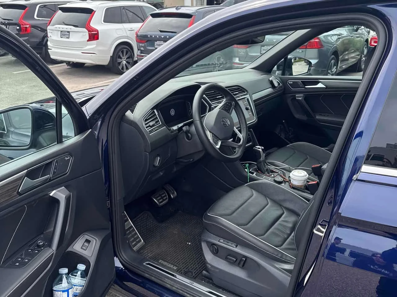 VW Tiguan Highline R Line / 360 / DIS / FENDER /, снимка 5 - Автомобили и джипове - 55612680