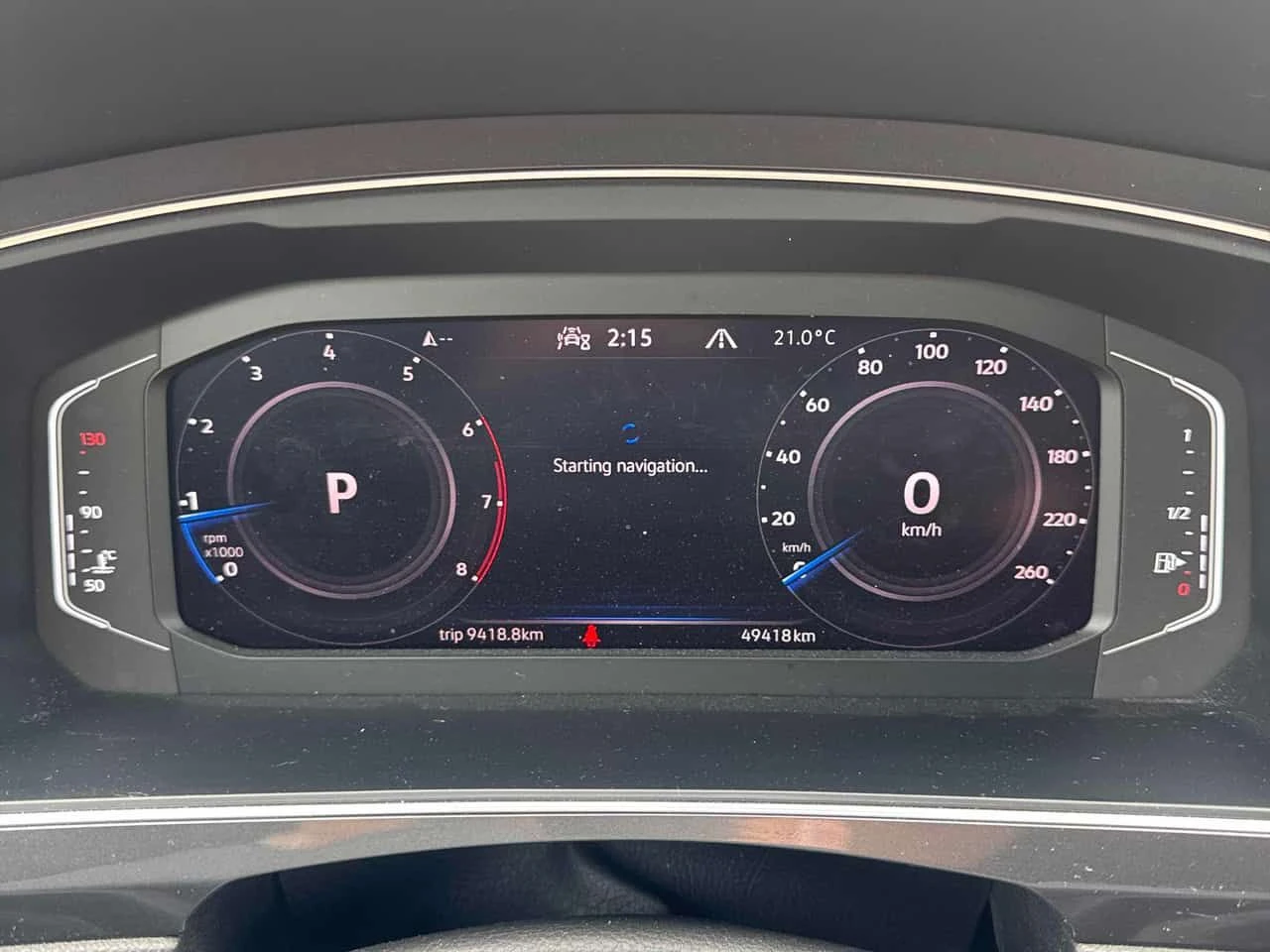 VW Tiguan Highline R Line / 360 / DIS / FENDER /, снимка 8 - Автомобили и джипове - 55612680