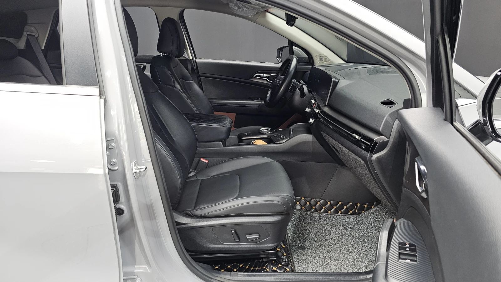 Kia Sportage LPG 2.0 2WD Noblesse autoprime.bg, снимка 16 - Автомобили и джипове - 55845594