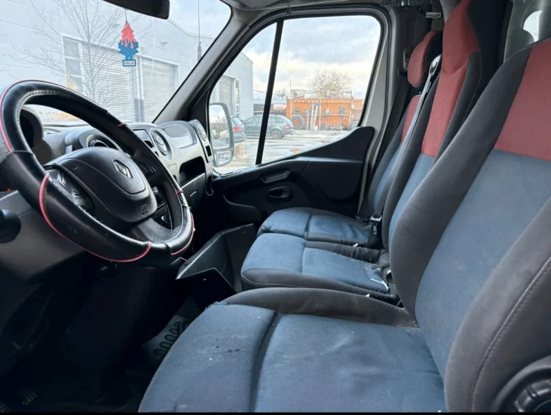 Renault Master, снимка 2 - Бусове и автобуси - 49370171