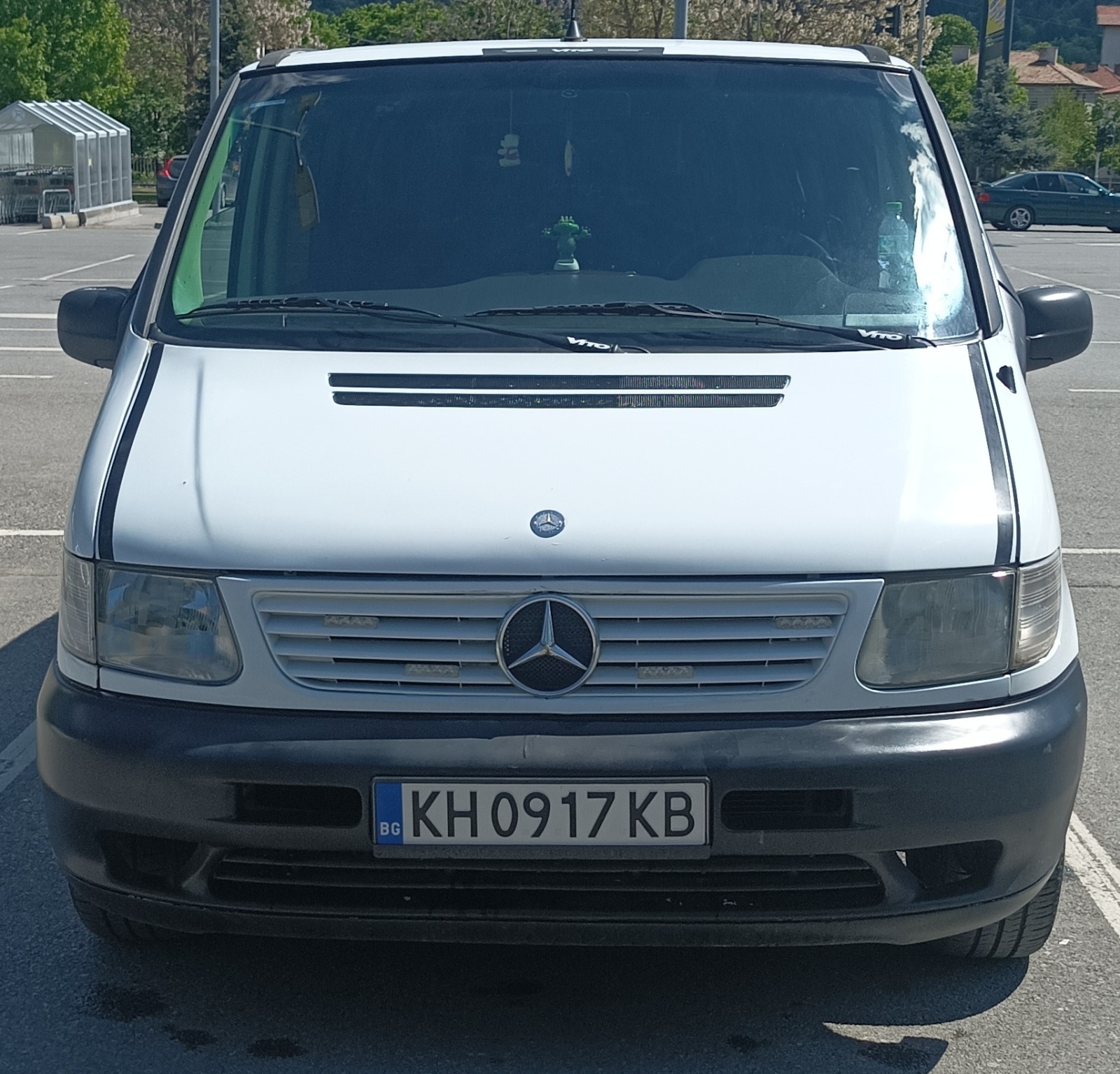 Mercedes-Benz V 220  - изображение 1
